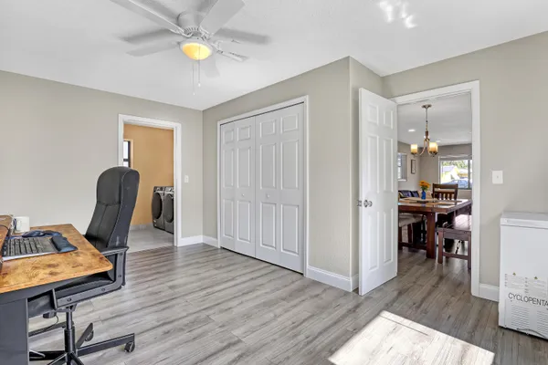 $3,150 | 1210 Skylark Lane, Lantana, FL 33462