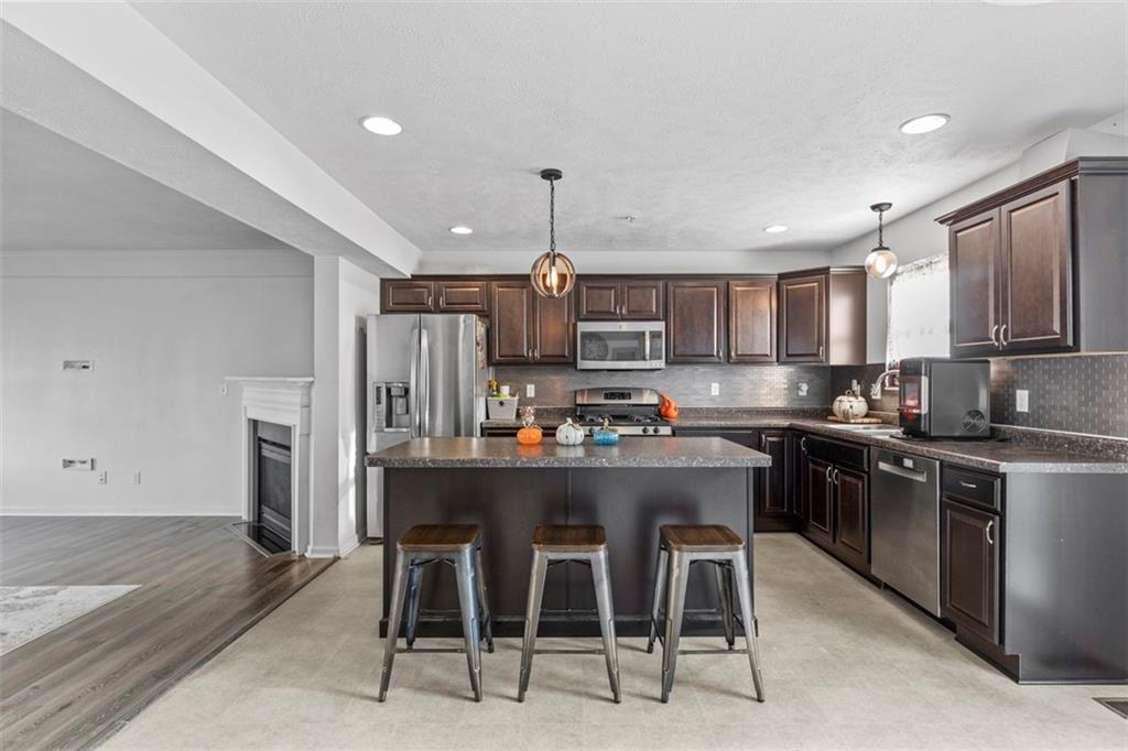 113 Alderwood Drive Greensburg, PA 15601 - Photo 11 of 27