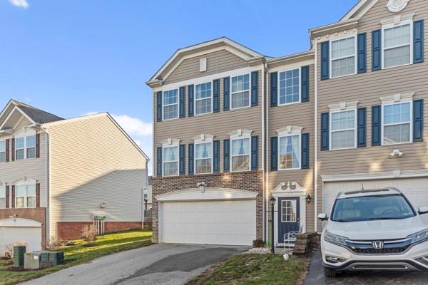 113 Alderwood Drive Greensburg, PA 15601 - Photo 3 of 27