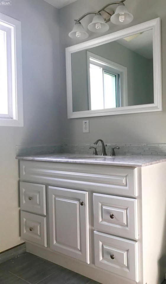 313 Elms Road Flushing, MI 48433 - Photo 34 of 46 21306216-33.JPG