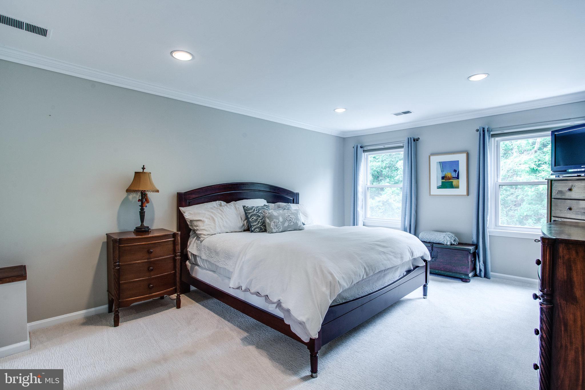 6311 Hunting Ridge Lane McLean, VA 22101 - Photo 20 of 44 New carpet adorns upper level