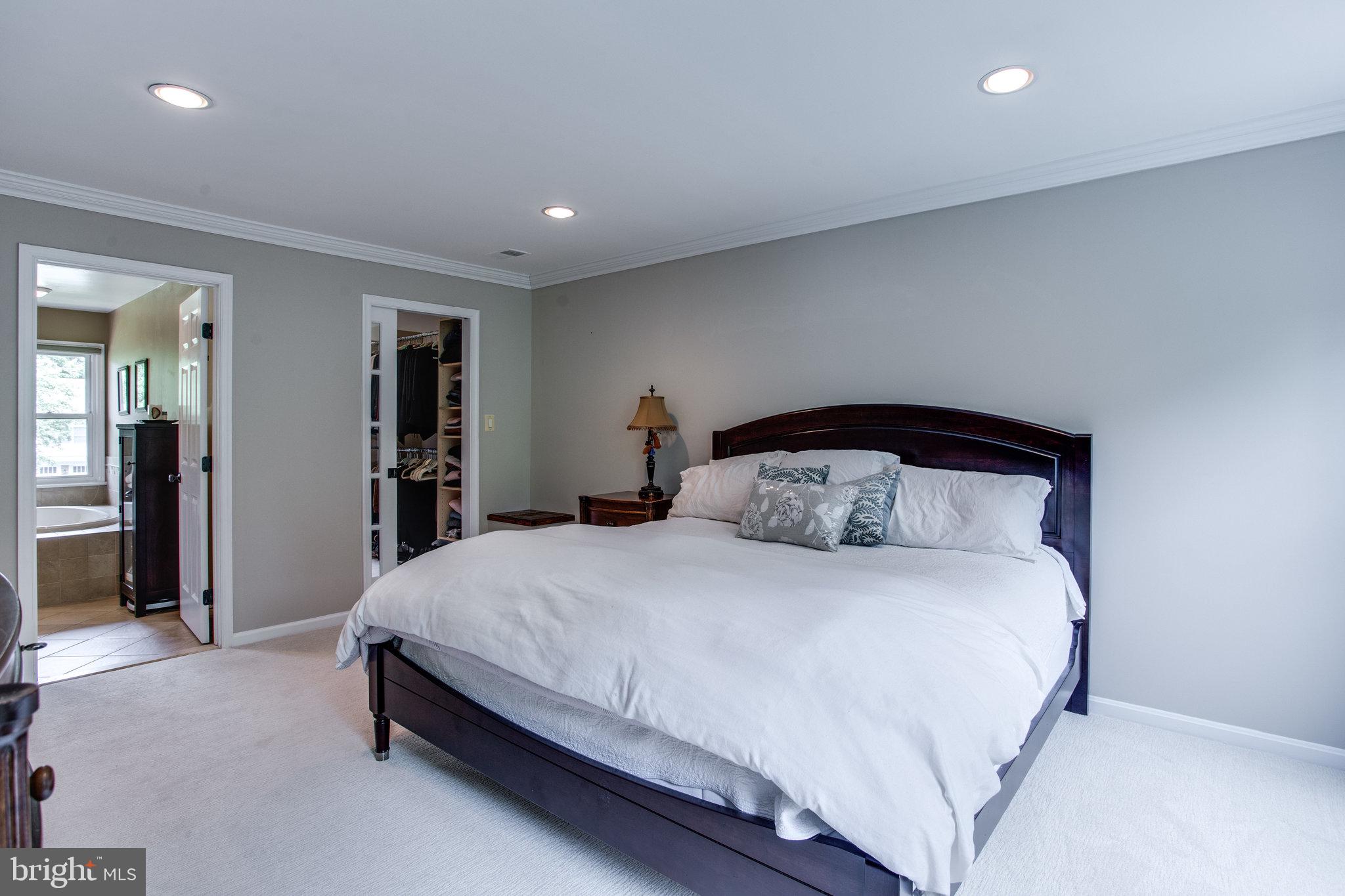 6311 Hunting Ridge Lane McLean, VA 22101 - Photo 21 of 44 Recessed lighting in primary bedroom