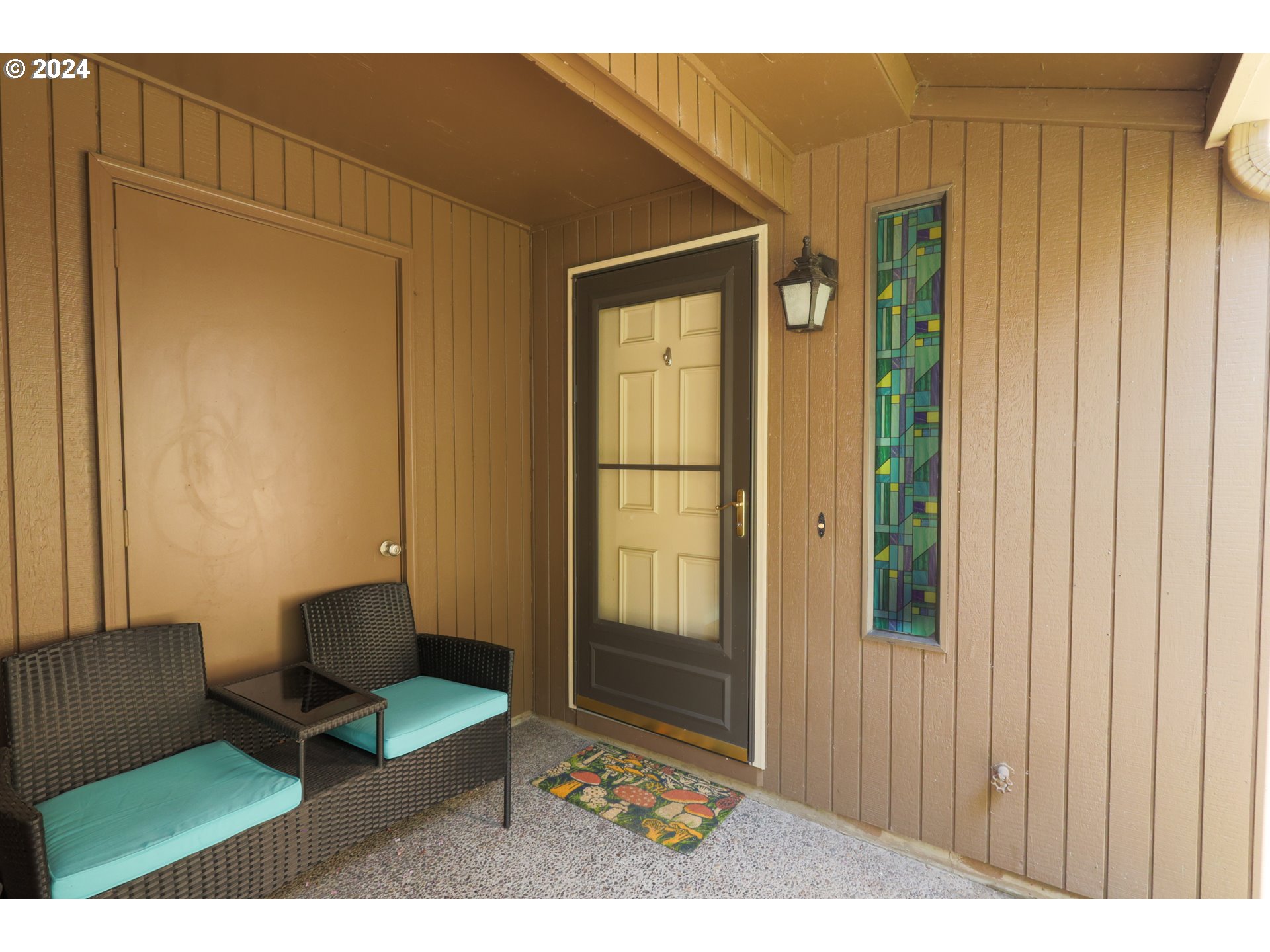 2208 Ridgeway Drive Eugene, OR 97401 - Photo 5 of 15 Gallery Image 5