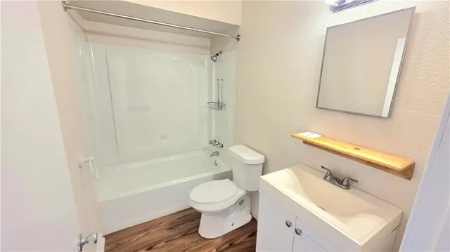 $1,000 | 201 Omega Street, Unit B, Belle Chasse, LA 70037