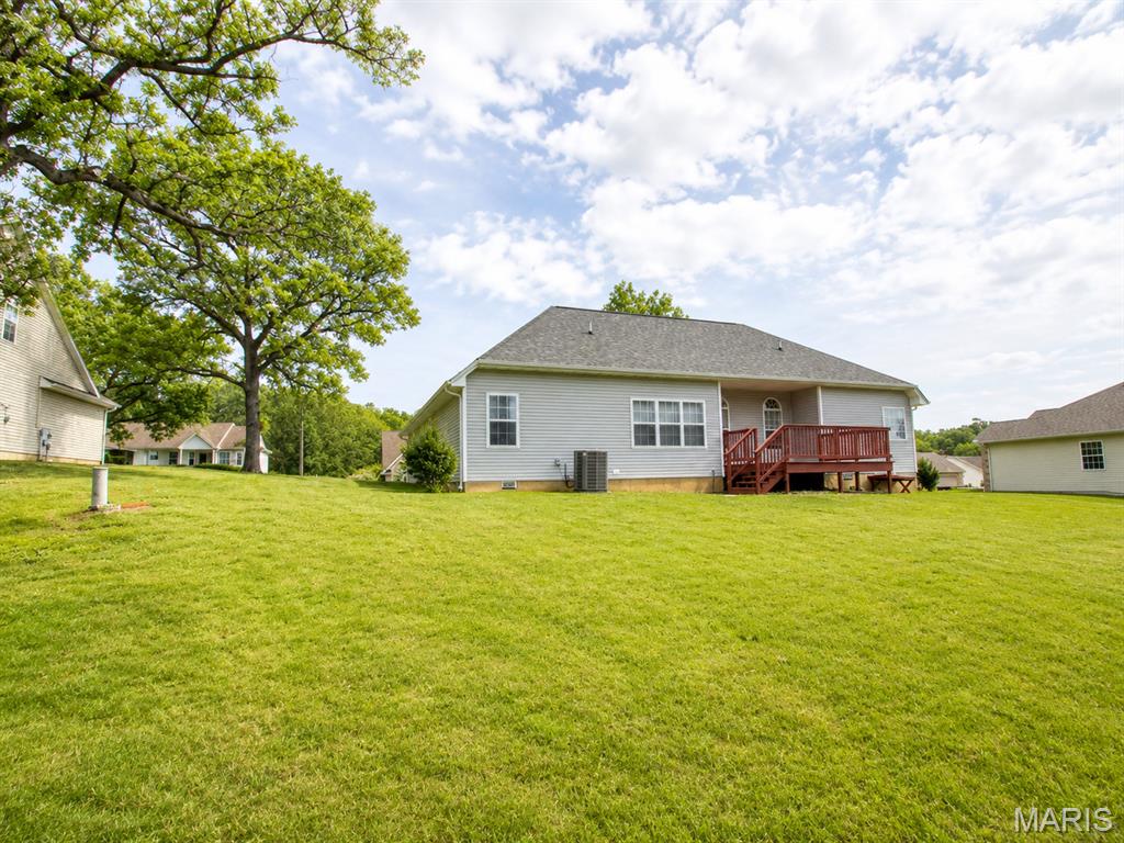 115 Ridgeview Drive St. Robert, MO 65584 - Photo 3 of 36