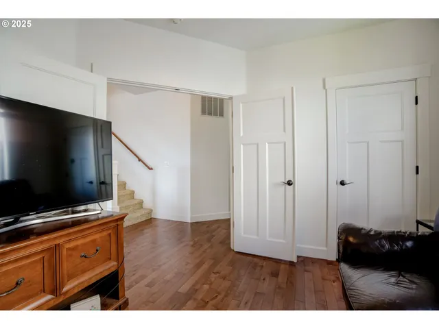 $749,900 | 14920 Southeast Page Park Court, Happy Valley, OR 97086