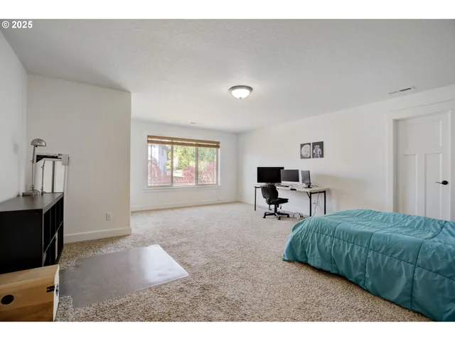 $749,900 | 14920 Southeast Page Park Court, Happy Valley, OR 97086