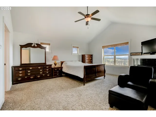 $749,900 | 14920 Southeast Page Park Court, Happy Valley, OR 97086