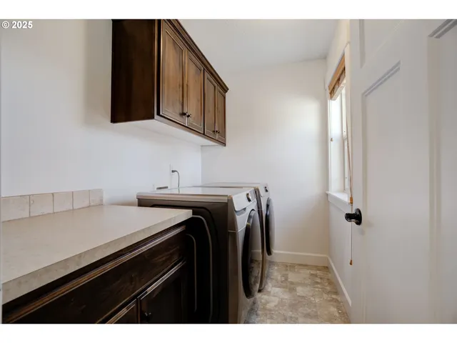 $749,900 | 14920 Southeast Page Park Court, Happy Valley, OR 97086