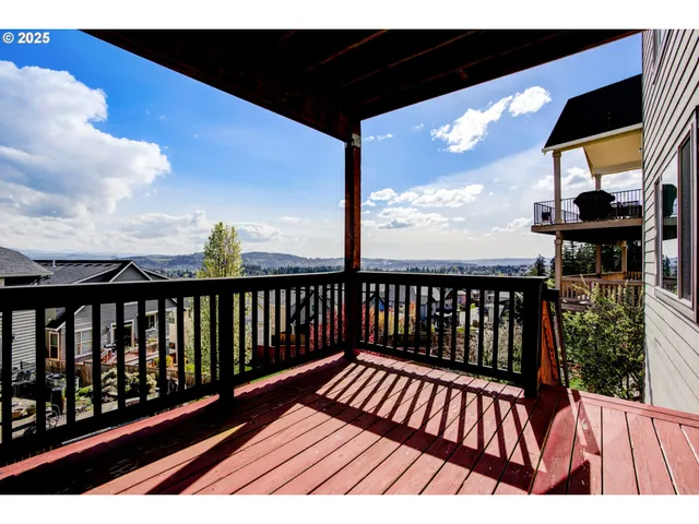 $749,900 | 14920 Southeast Page Park Court, Happy Valley, OR 97086