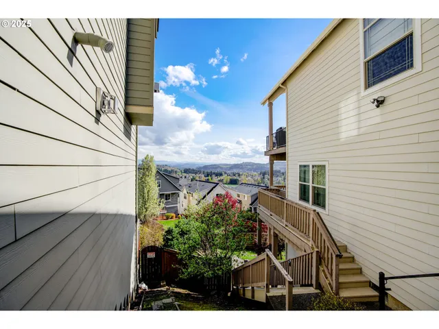 $749,900 | 14920 Southeast Page Park Court, Happy Valley, OR 97086