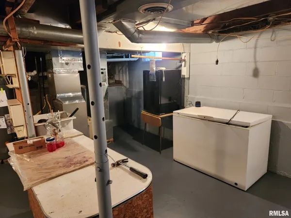 $85,000 | 1026 East Oak Street, Macomb, IL 61455