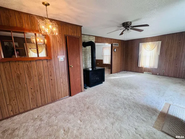 $85,000 | 1026 East Oak Street, Macomb, IL 61455