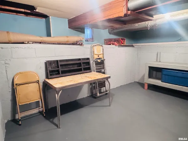 $85,000 | 1026 East Oak Street, Macomb, IL 61455