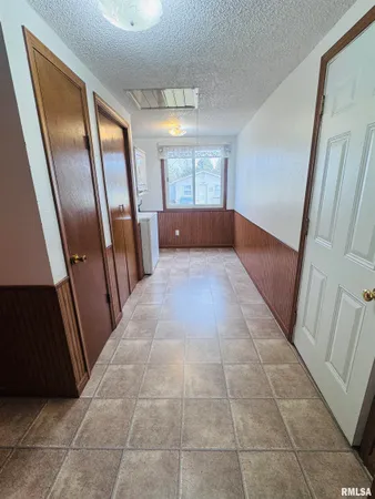 $85,000 | 1026 East Oak Street, Macomb, IL 61455