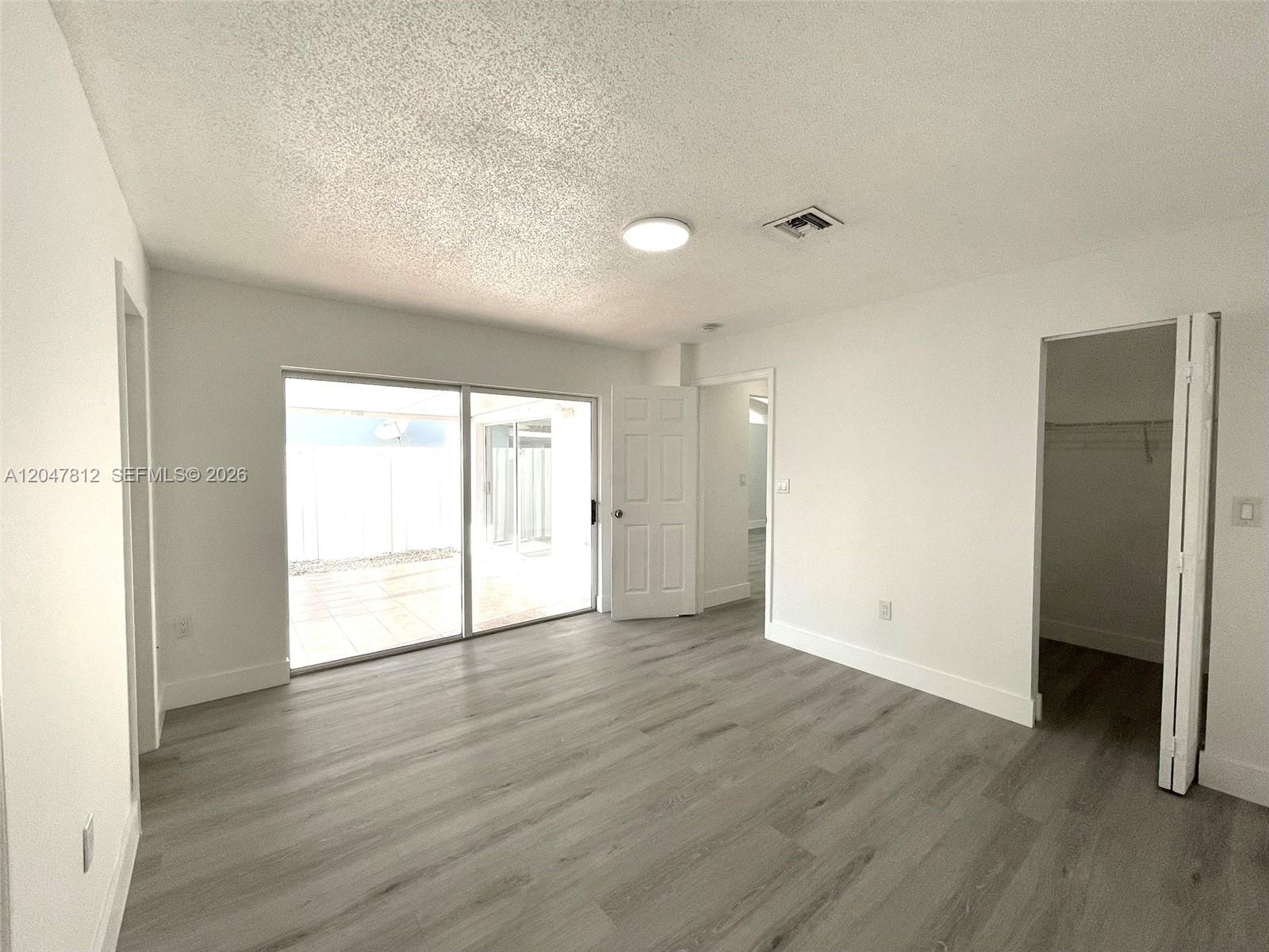 18254 Southwest 143rd Place Miami, FL 33177 - Photo 17 of 26