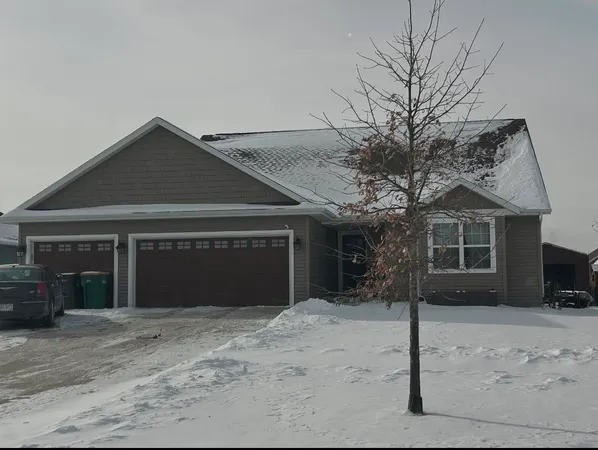 $430,000 | 432 South Country Lane, Fond du Lac, WI 54935
