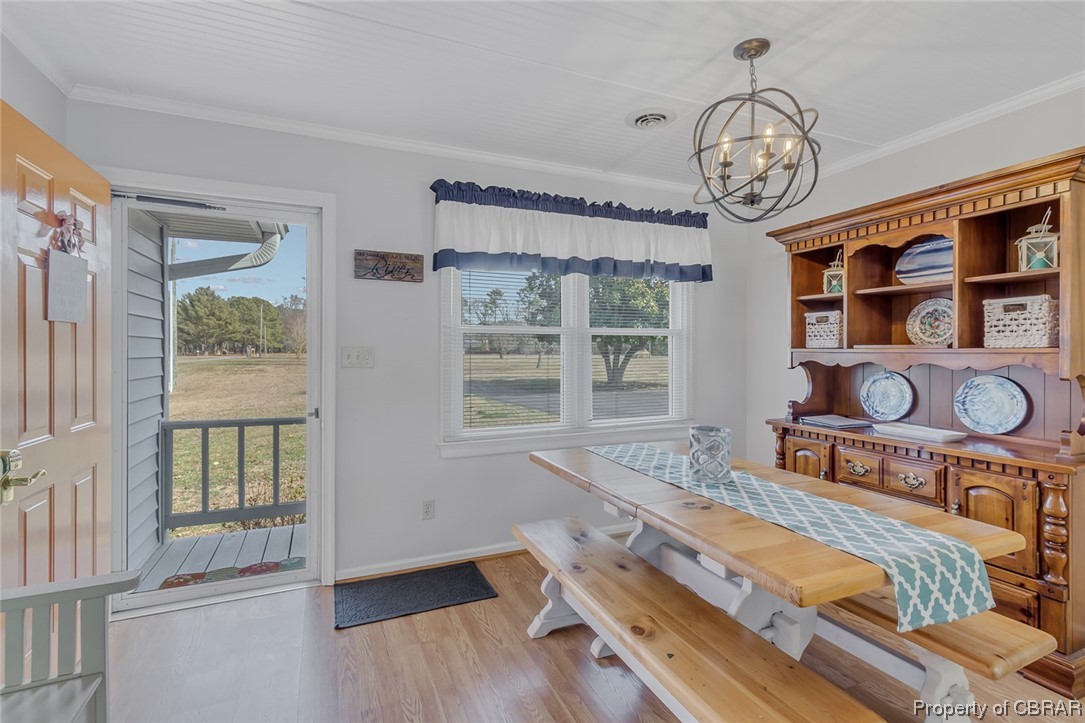 324 Longstreet Drive Reedville, VA 22539 - Photo 9 of 48