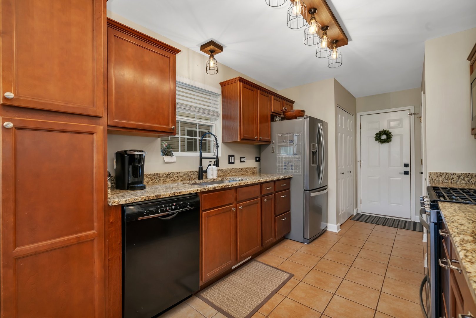 36 Wingate Drive Oswego, IL 60543 - Photo 3 of 23