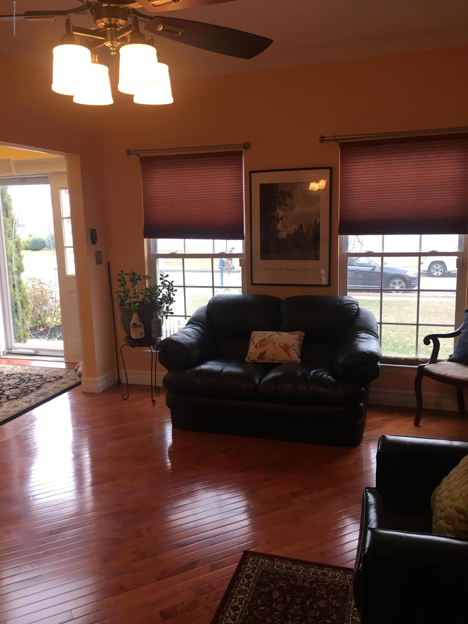 2094 MacKenzie Road Toms River, NJ 08755 - Photo 3 of 33 IMG_1407