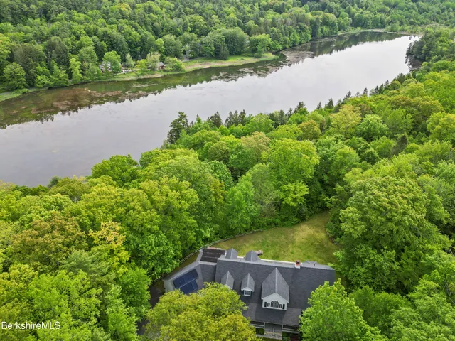 $2,275,000 | 141 Stevens Lk Way, Monterey, MA 01230