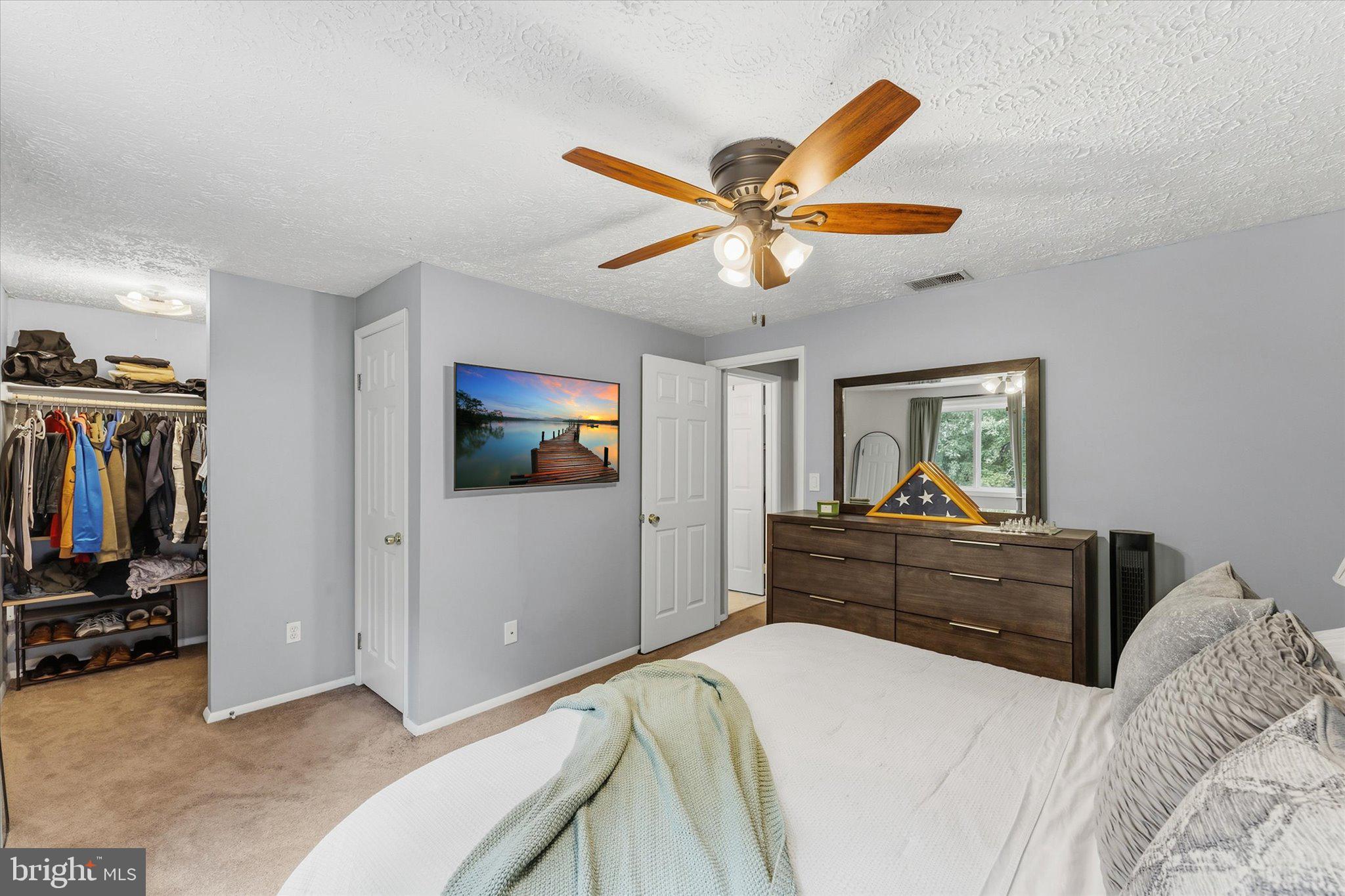 8794 Newington Commons Road Lorton, VA 22079 - Photo 17 of 29 Gallery Image 17
