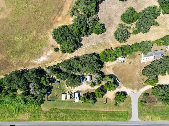 $325,000 | 2057 Highway 290, Unit 1, McDade, TX 78650