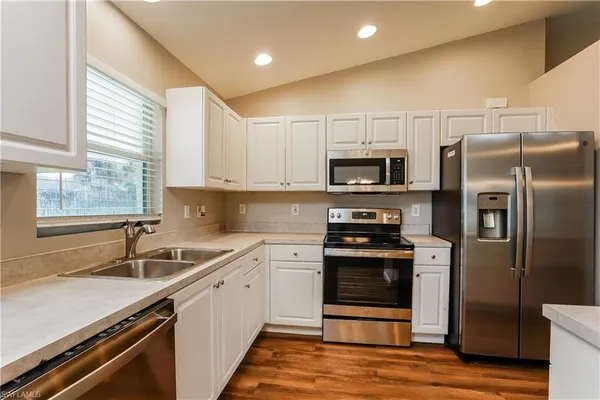 $2,130 | 617 Southeast 27th Street, Cape Coral, FL 33904