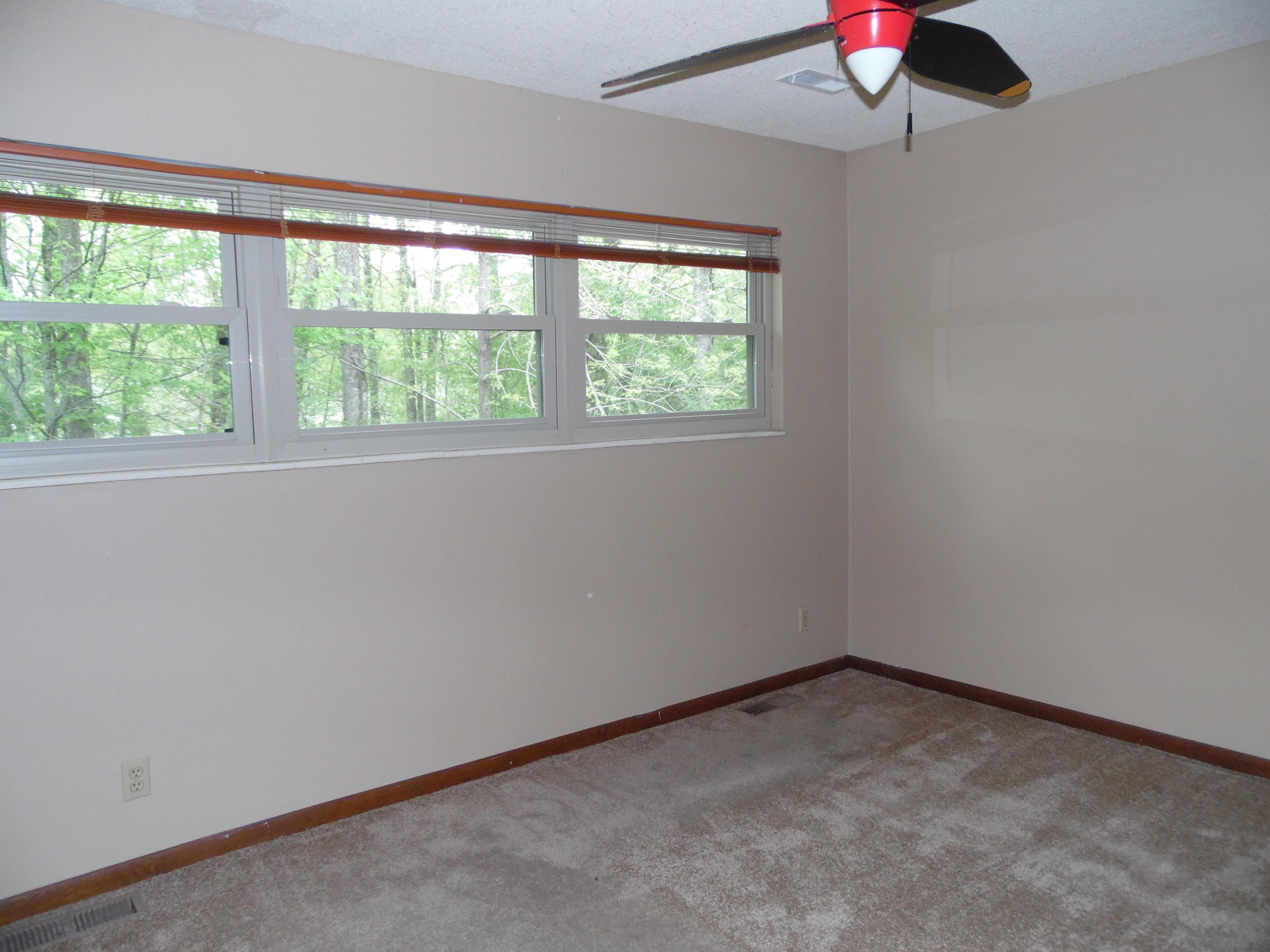 120 Baypath Drive Oak Ridge, TN 37830 - Photo 22 of 30 Bedroom 3