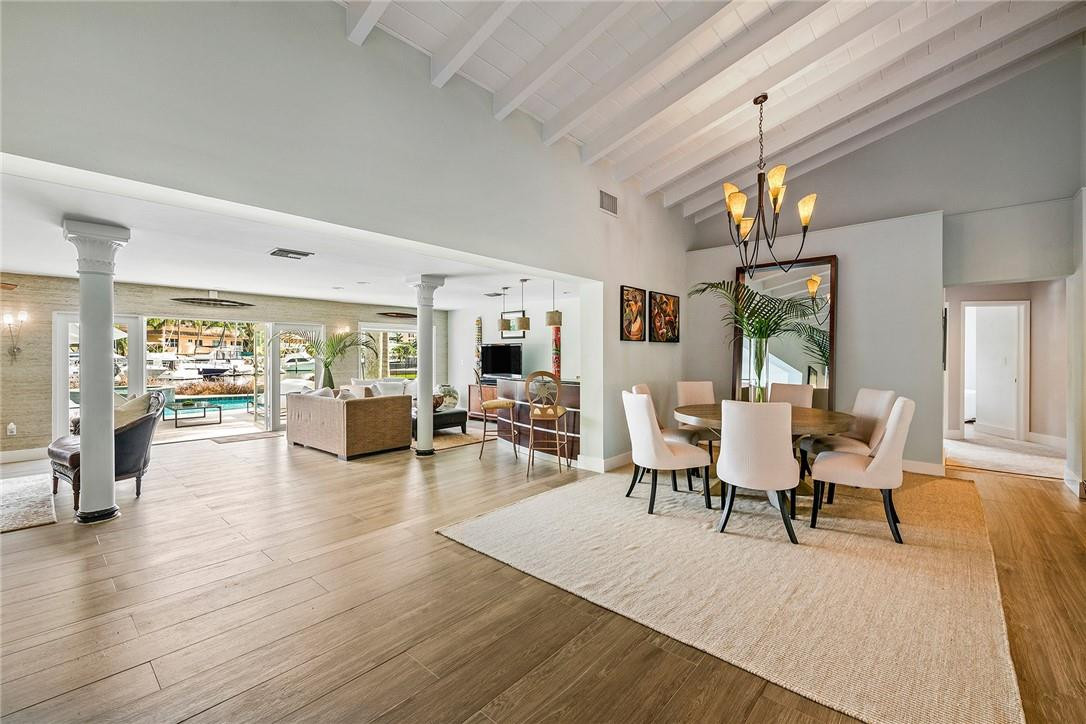 80 North Gordon Road Fort Lauderdale, FL 33301 - Photo 8 of 29 Vaulted Dining // Family Room