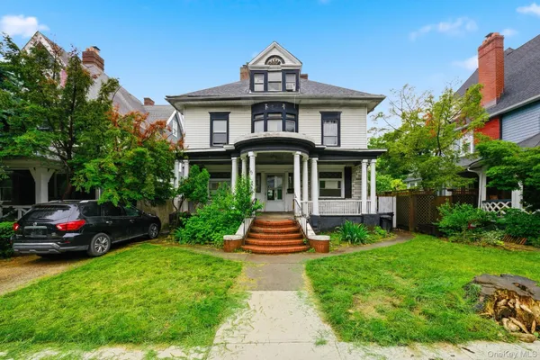 $2,300,000 | 86 Marlborough Road | Prospect Park South