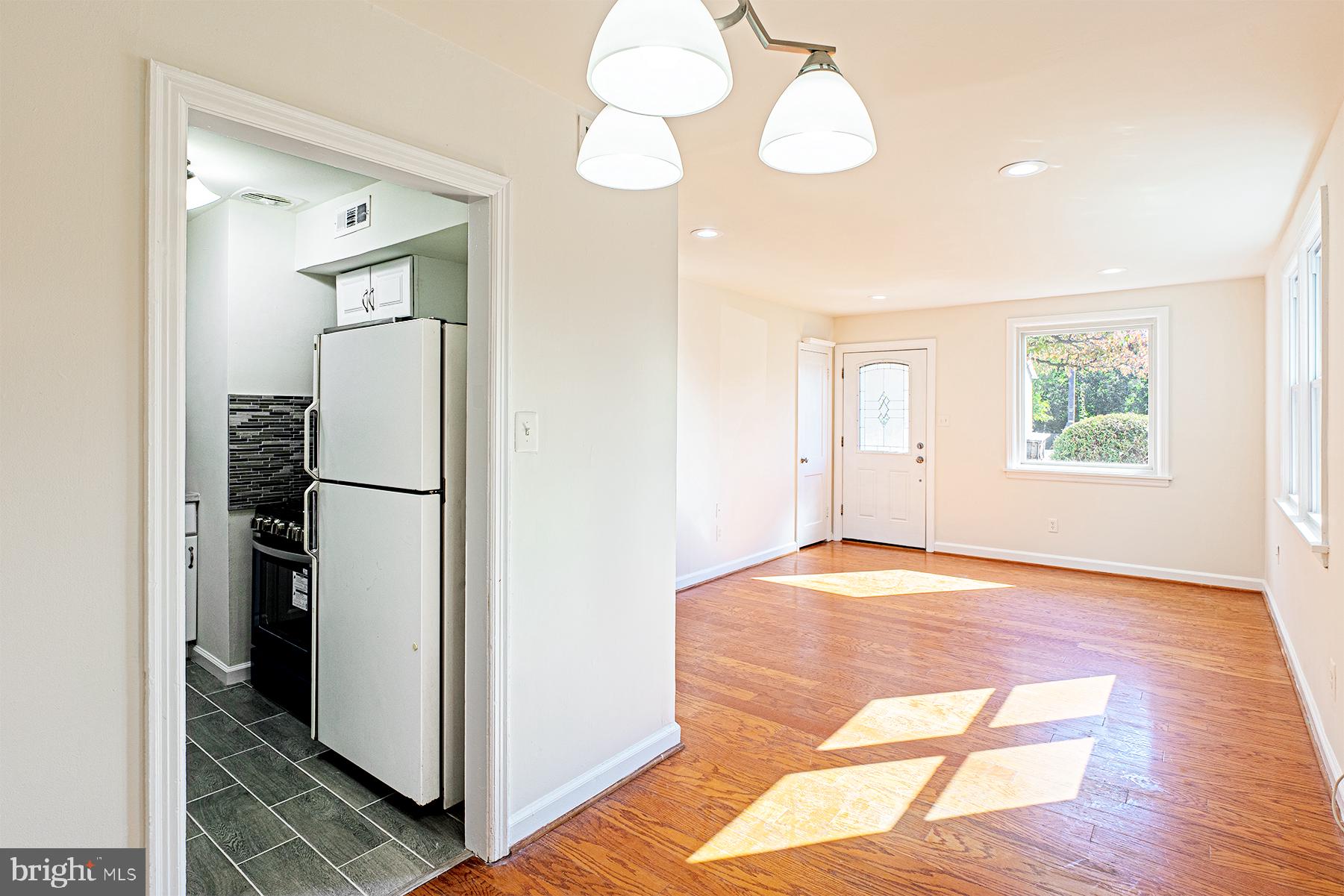 6936 Oak Ridge Road Falls Church, VA 22042 - Photo 7 of 30 Gallery Image 7