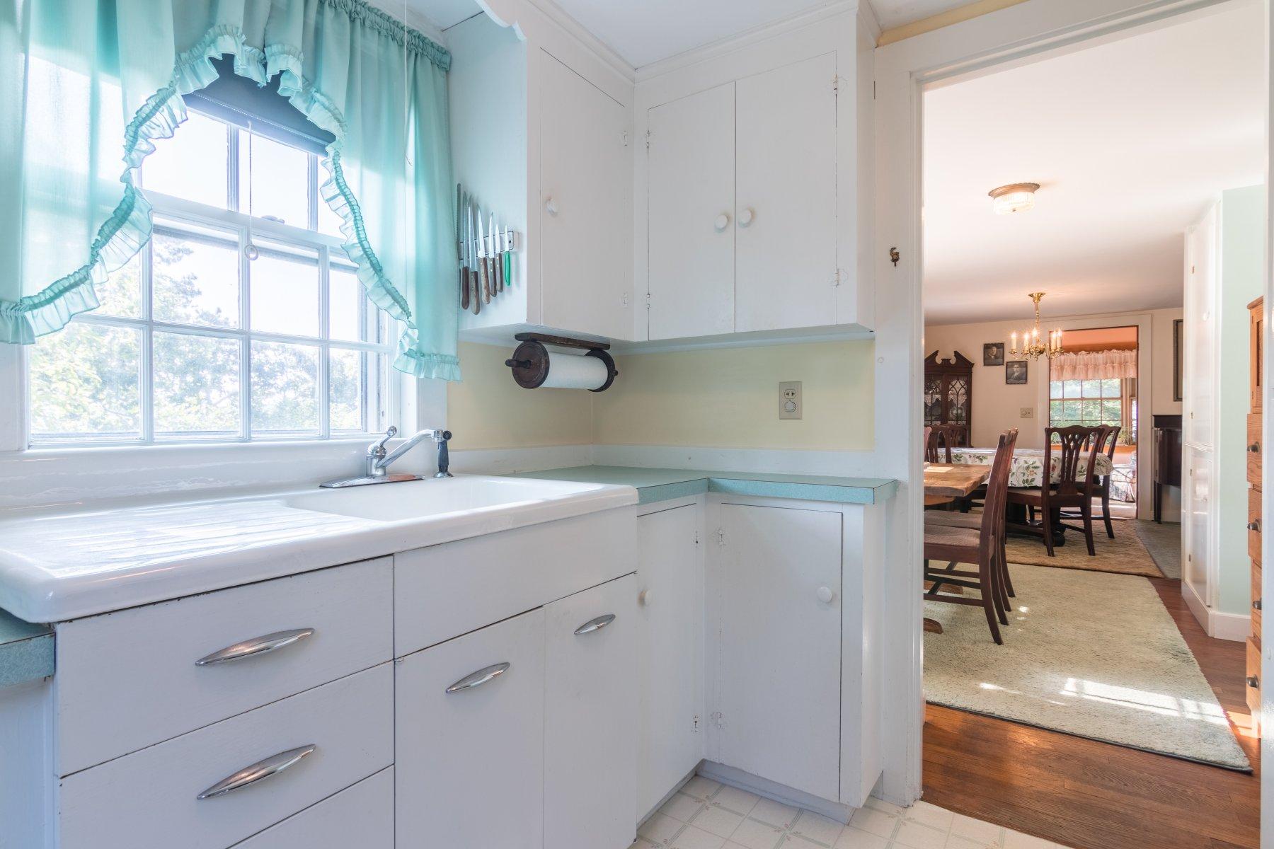 789 Fox Hill Road Chatham, MA 02633 - Photo 34 of 43 KITCHEN