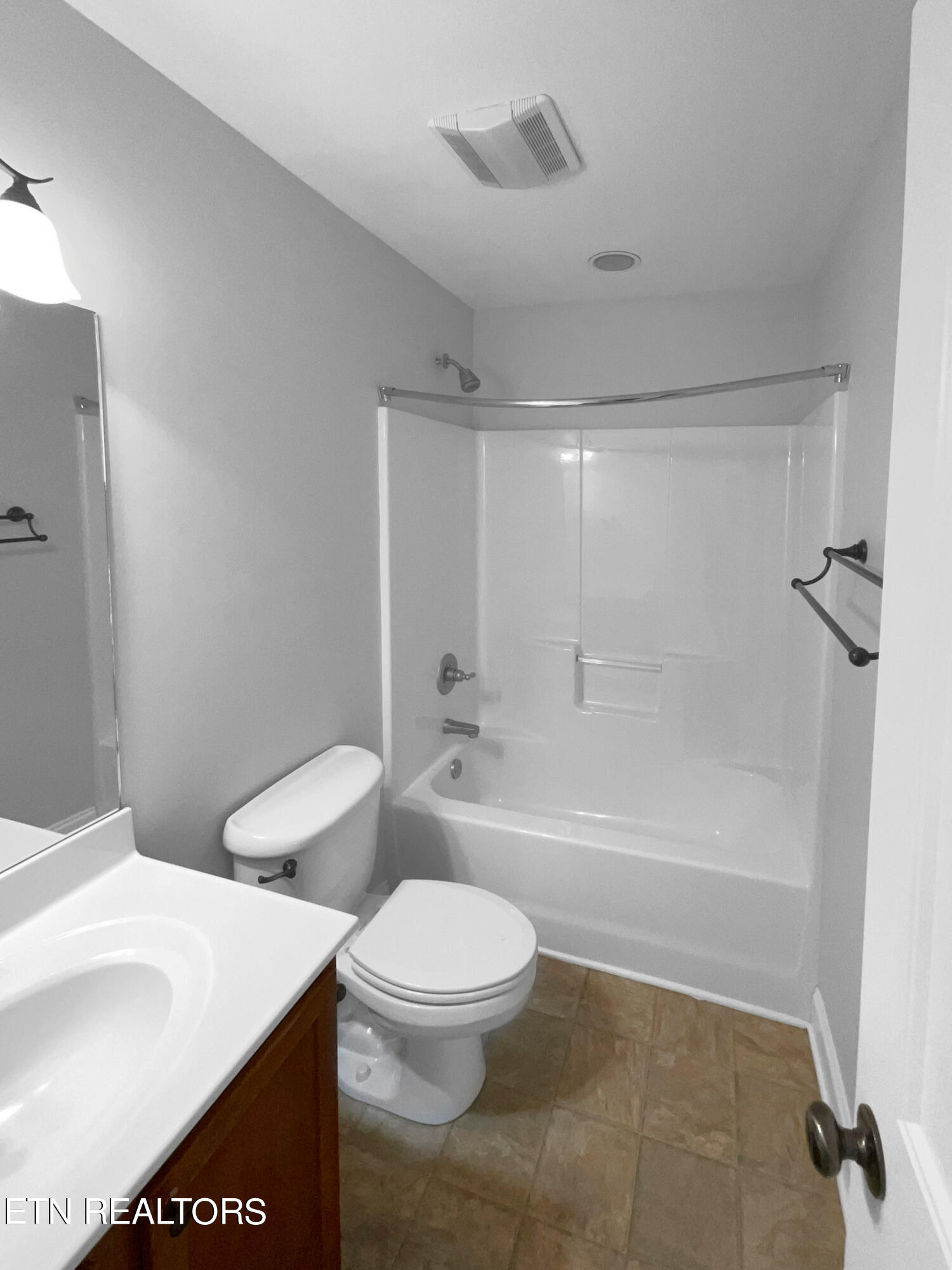 6208 Lantern Ridge Lane Knoxville, TN 37921 - Photo 17 of 30 listing_13