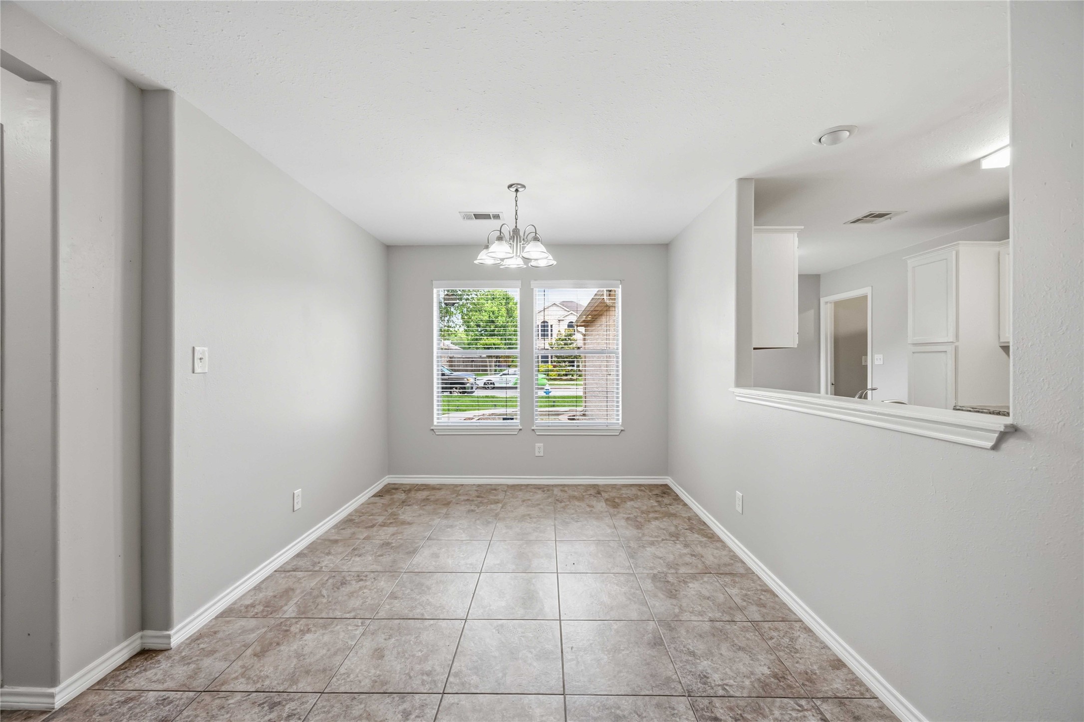 23619 Summer Pine Drive Spring, TX 77373 - Photo 8 of 25 Dining