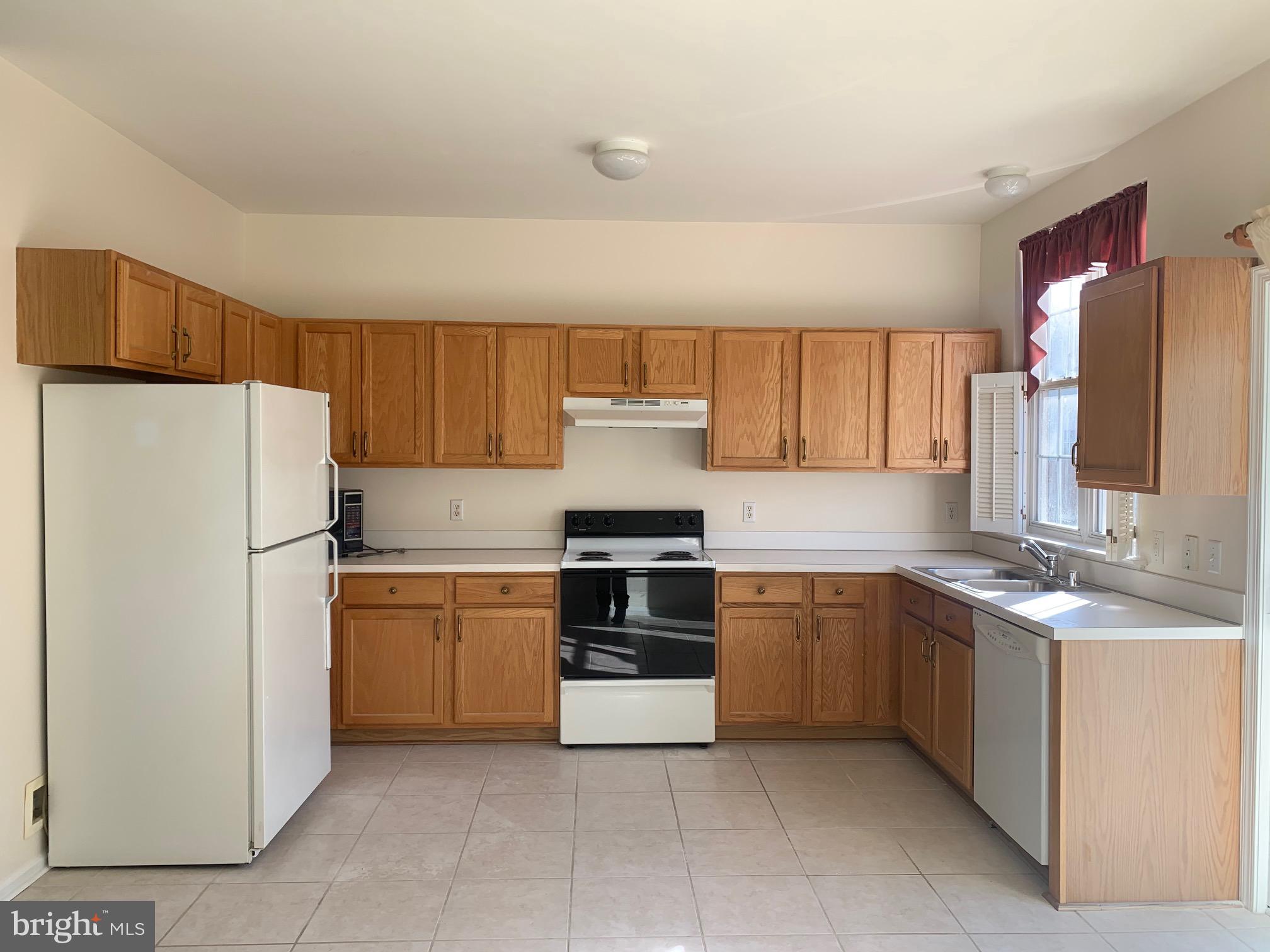 4 Wicklow Road Bear, DE 19701 - Photo 3 of 11