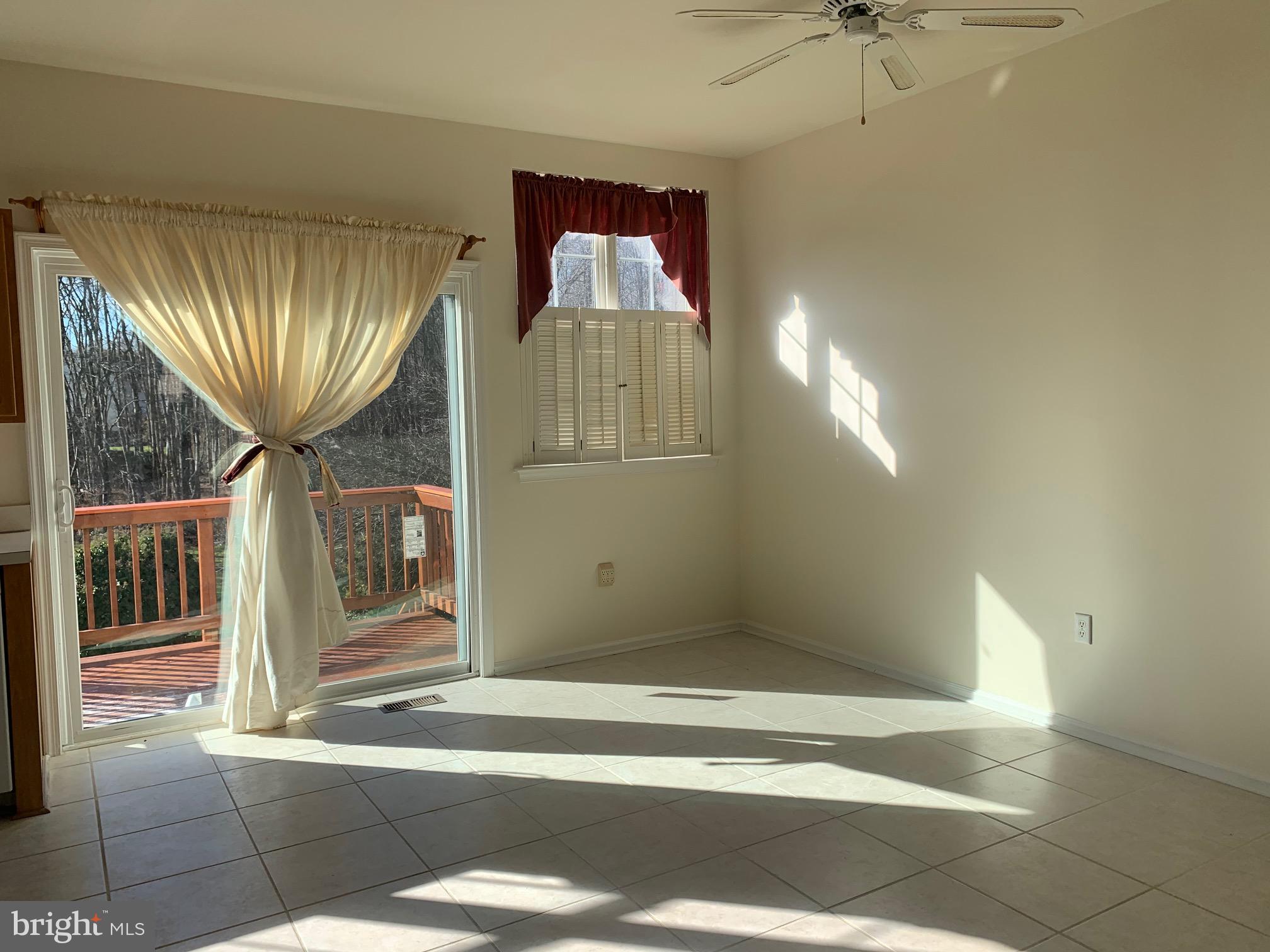 4 Wicklow Road Bear, DE 19701 - Photo 4 of 11