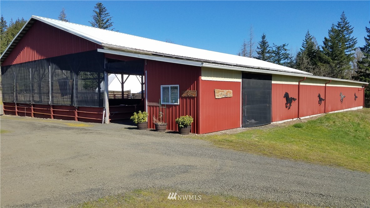 570 West Fredson Road Shelton, WA 98584 - Photo 3 of 40 Gallery Image 3