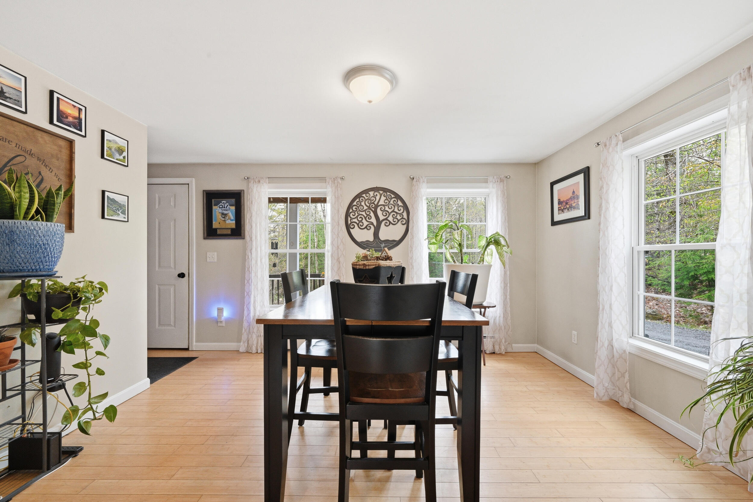 14 Wipple Tree Lane Naples, ME 04055 - Photo 9 of 37