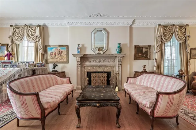 $3,400,000 | 54 Kenilworth Avenue, Kenilworth, IL 60043