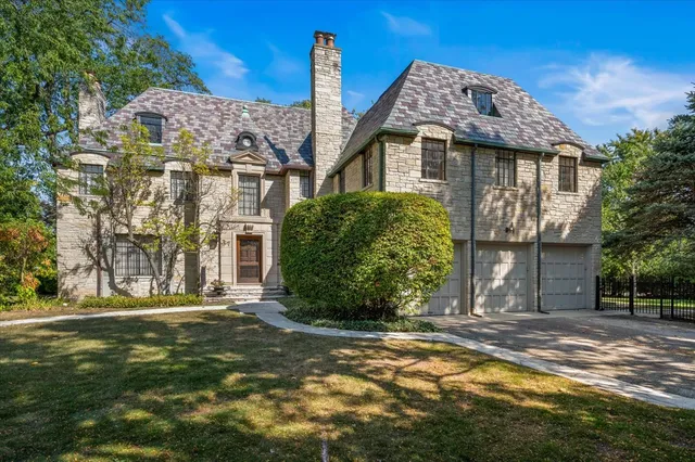 $3,400,000 | 54 Kenilworth Avenue, Kenilworth, IL 60043