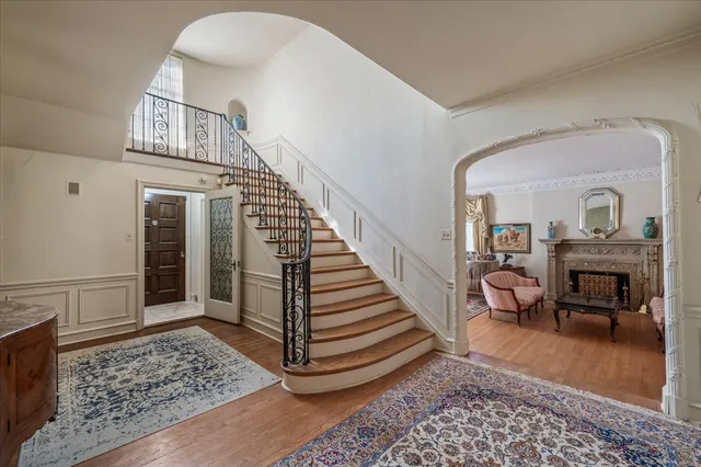 $3,400,000 | 54 Kenilworth Avenue, Kenilworth, IL 60043