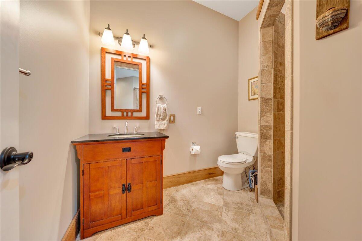 144 Seven Ridges Road Hot Springs, VA 24445 - Photo 33 of 99 36 Full Bath Off Laundry Room
