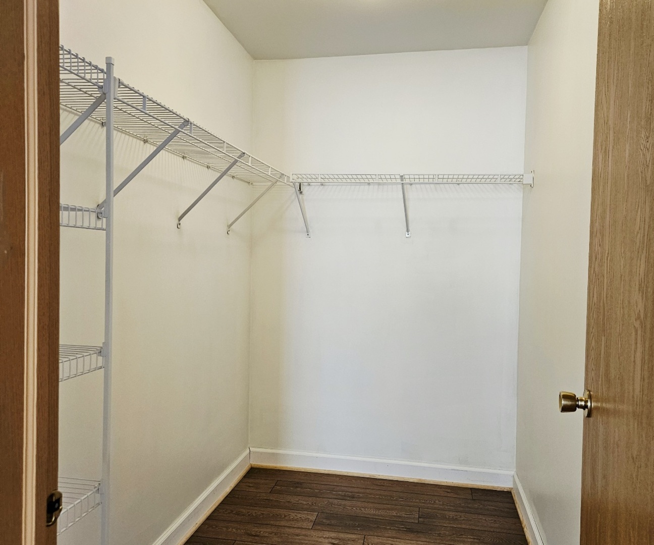 1443 McClure Road, Unit 207 Aurora, IL 60505 - Photo 10 of 15 Gallery Image 10