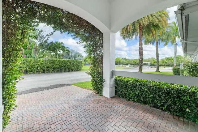 $7,475,000 | 14471 Equestrian Way, Wellington, FL 33414