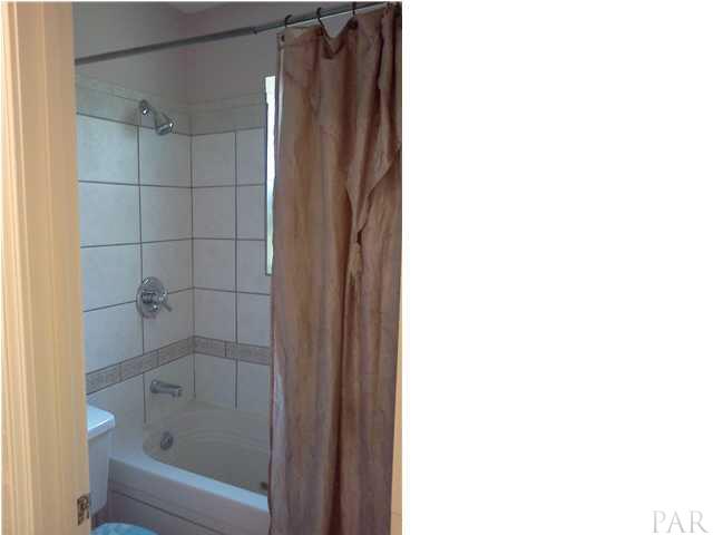 8247 Emperor Road Pensacola, FL 32514 - Photo 8 of 12 Master Shower