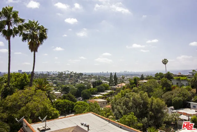 $6,100 | 1735 North Dillon Street, Los Angeles, CA 90026