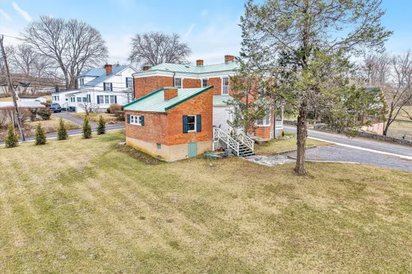 $545,000 | 322 East Main Street, Fincastle, VA 24090