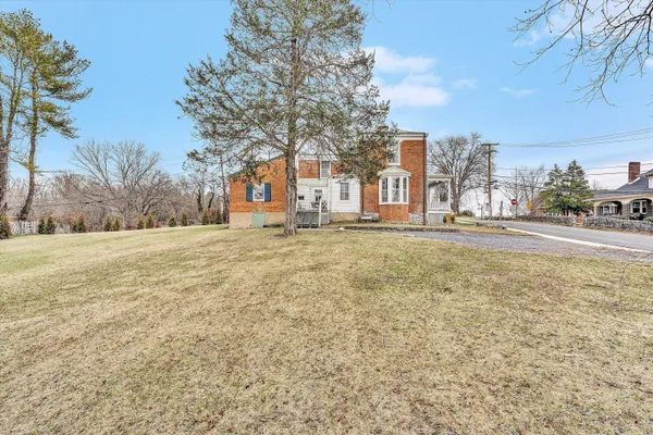 $545,000 | 322 East Main Street, Fincastle, VA 24090