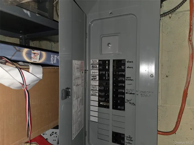 $399,999 | 466 44th Street, Copiague, NY 11726